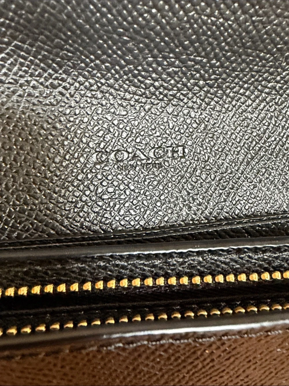 Coach‎ 2010s Western Chic Rivet Wallet Black Leather VGUC